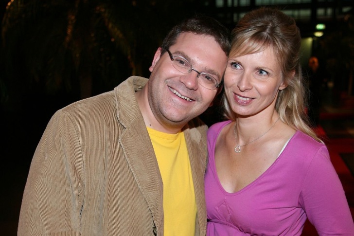 Gefüllte Konten und wahre Liebe - diese Promipaare haben das Glück beides zu haben! - Net Worth ...